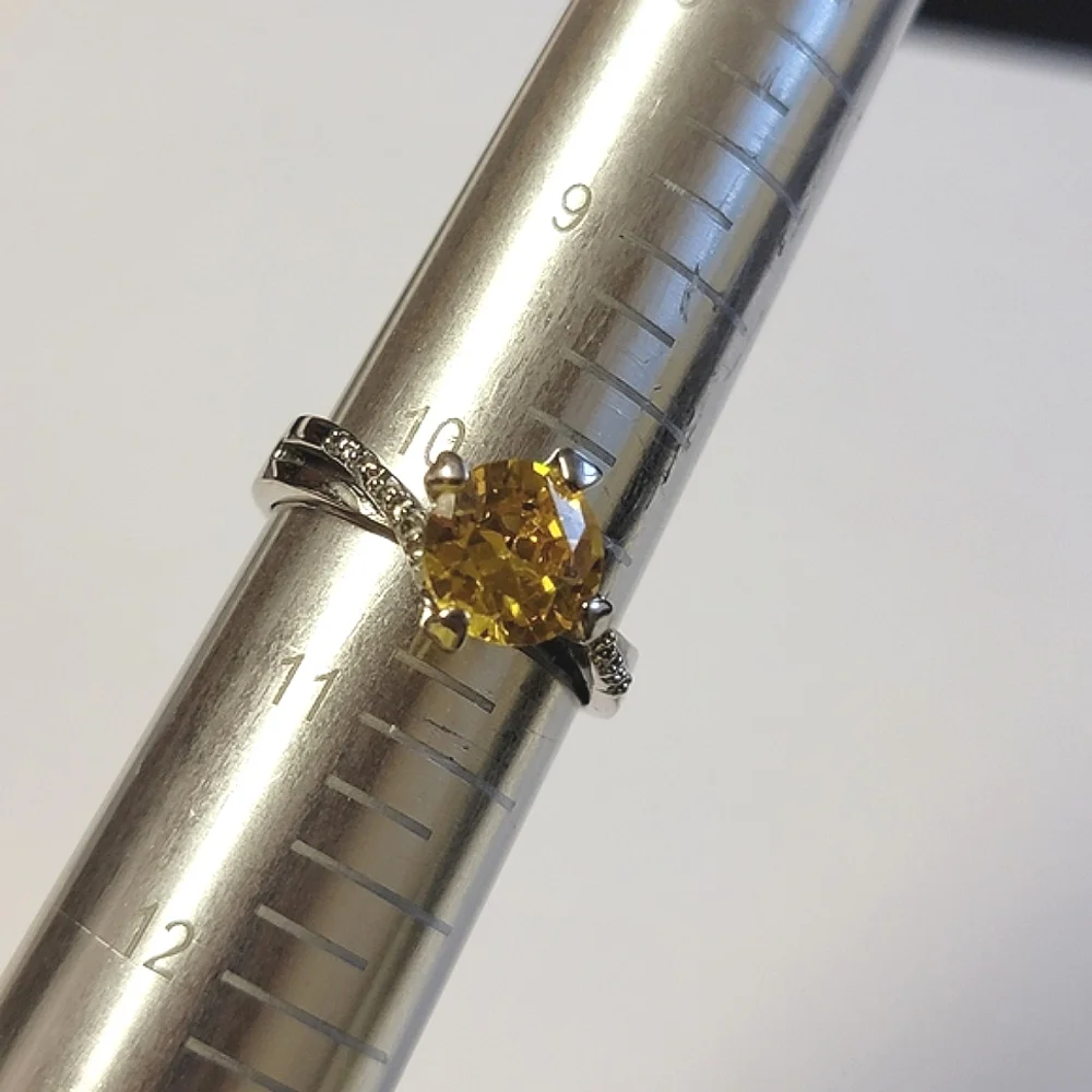 China GR Yellow Gemstone Fasion Rin